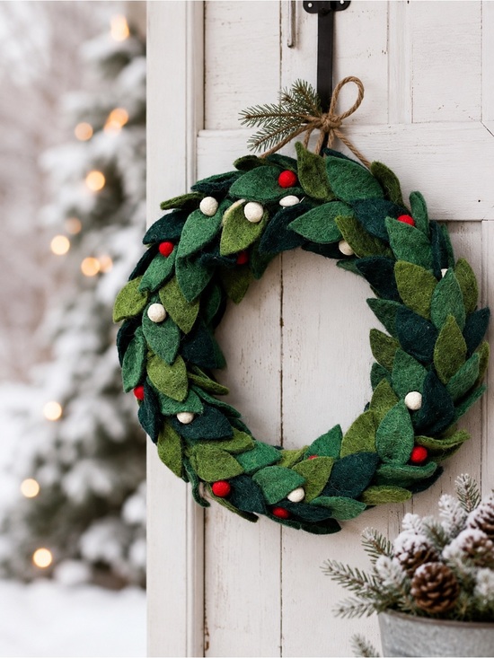 Trader Joe'S Other - 🎄 Trader Joe’s Crafted Felted Wool Christmas Wreath Made in Nepal 🎄